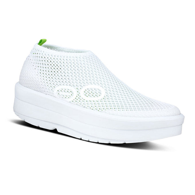 Women's OOmega Chukka - White/White – OOFOSオフィシャルサイト