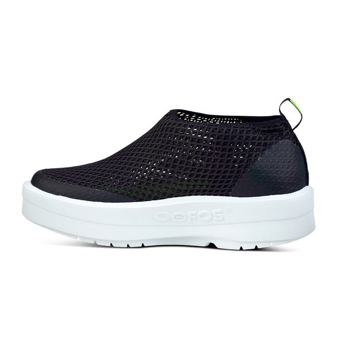 Women's OOmega Chukka - White/Black – OOFOSオフィシャルサイト