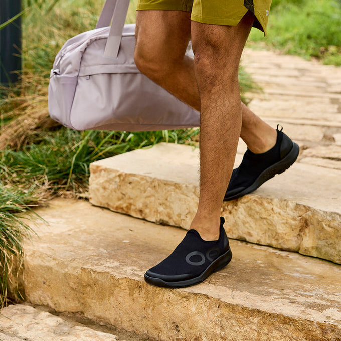 Men's OOmg Sport - Black/Black – OOFOSオフィシャルサイト