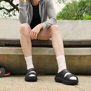 靴 OOYEA - BLACK OOyea - Black – OOFOSオフィシャルサイト