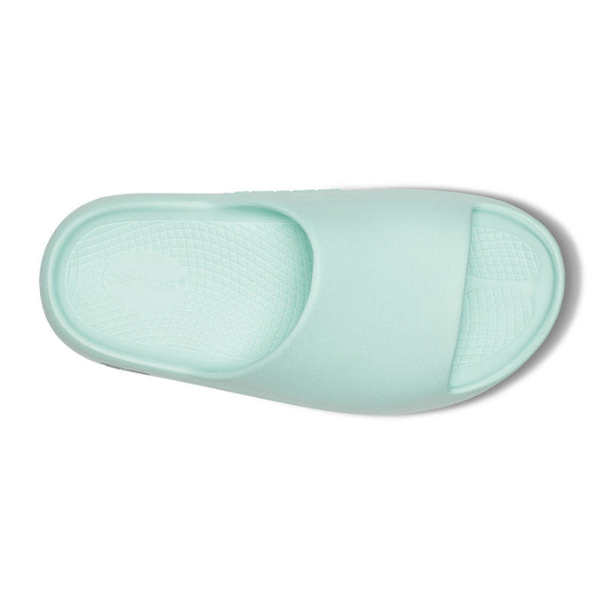 OOFOS 【OOAHH PLUS】新作 ミント サンダル　ナップサック付き OOahh PLUS - Mint – OOFOSオフィシャルサイト