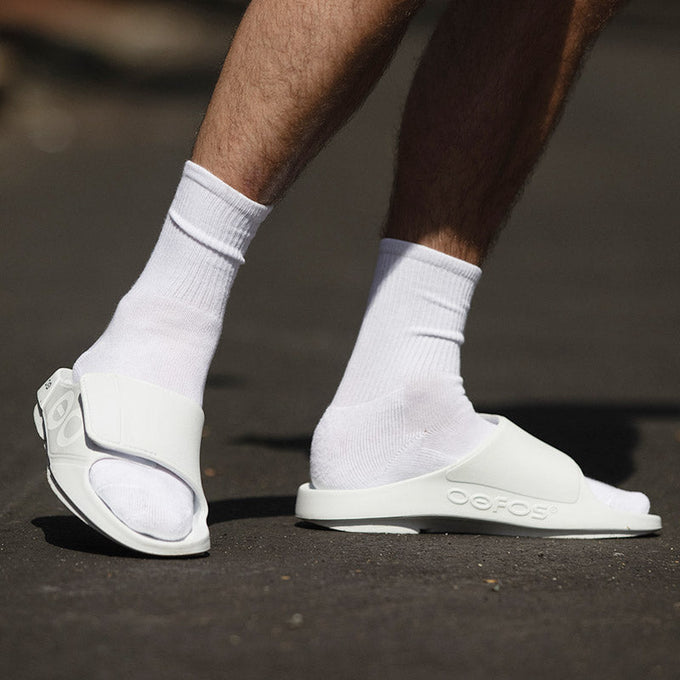 Men's OOahh Sport Flex - White – OOFOSオフィシャルサイト