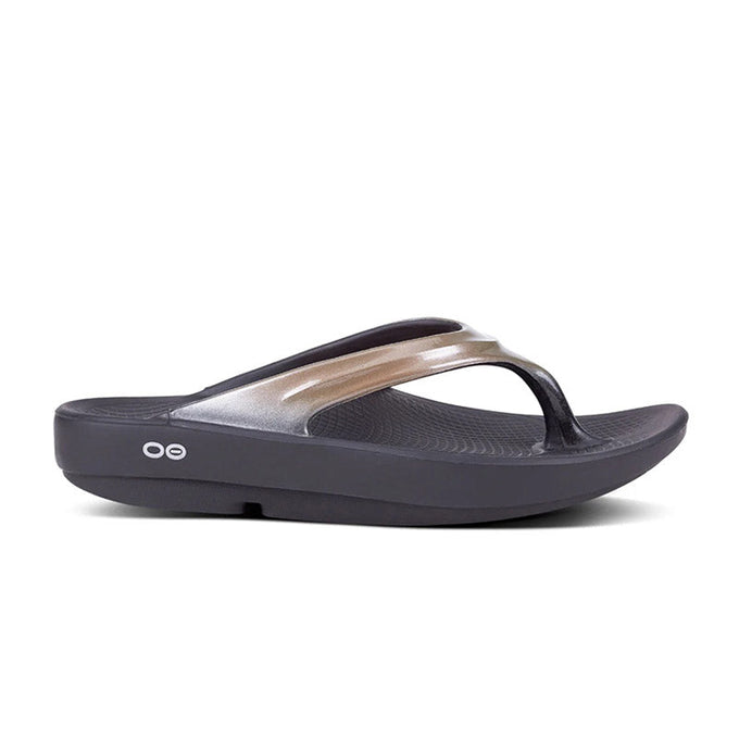 Women's OOlala Luxe - Latte – OOFOSオフィシャルサイト